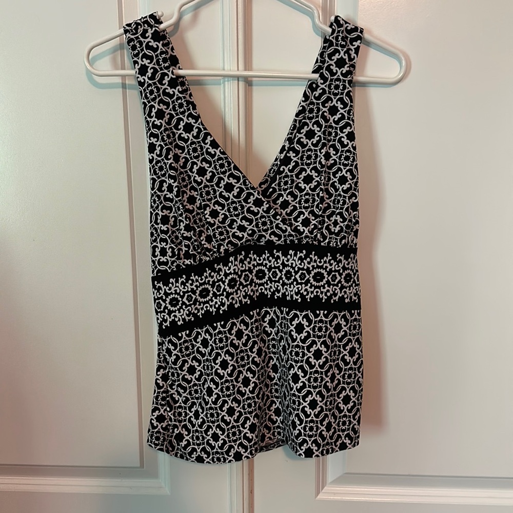 White House Black Market tank top